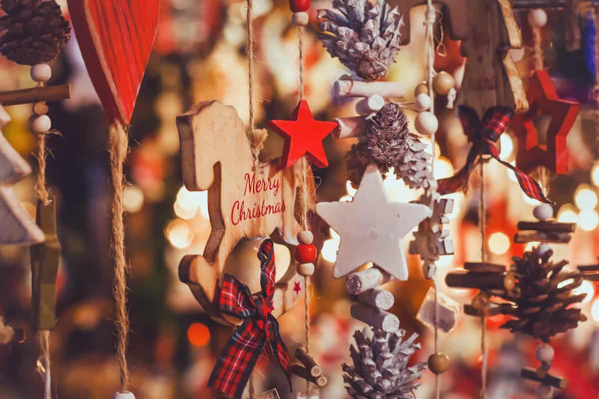 Christkindlmarkt crafts things to do in indiana in the winter